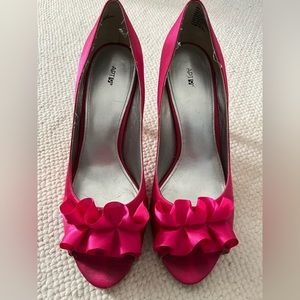 Apt. 9 Hot Pink Ruffled Kitten Heels
